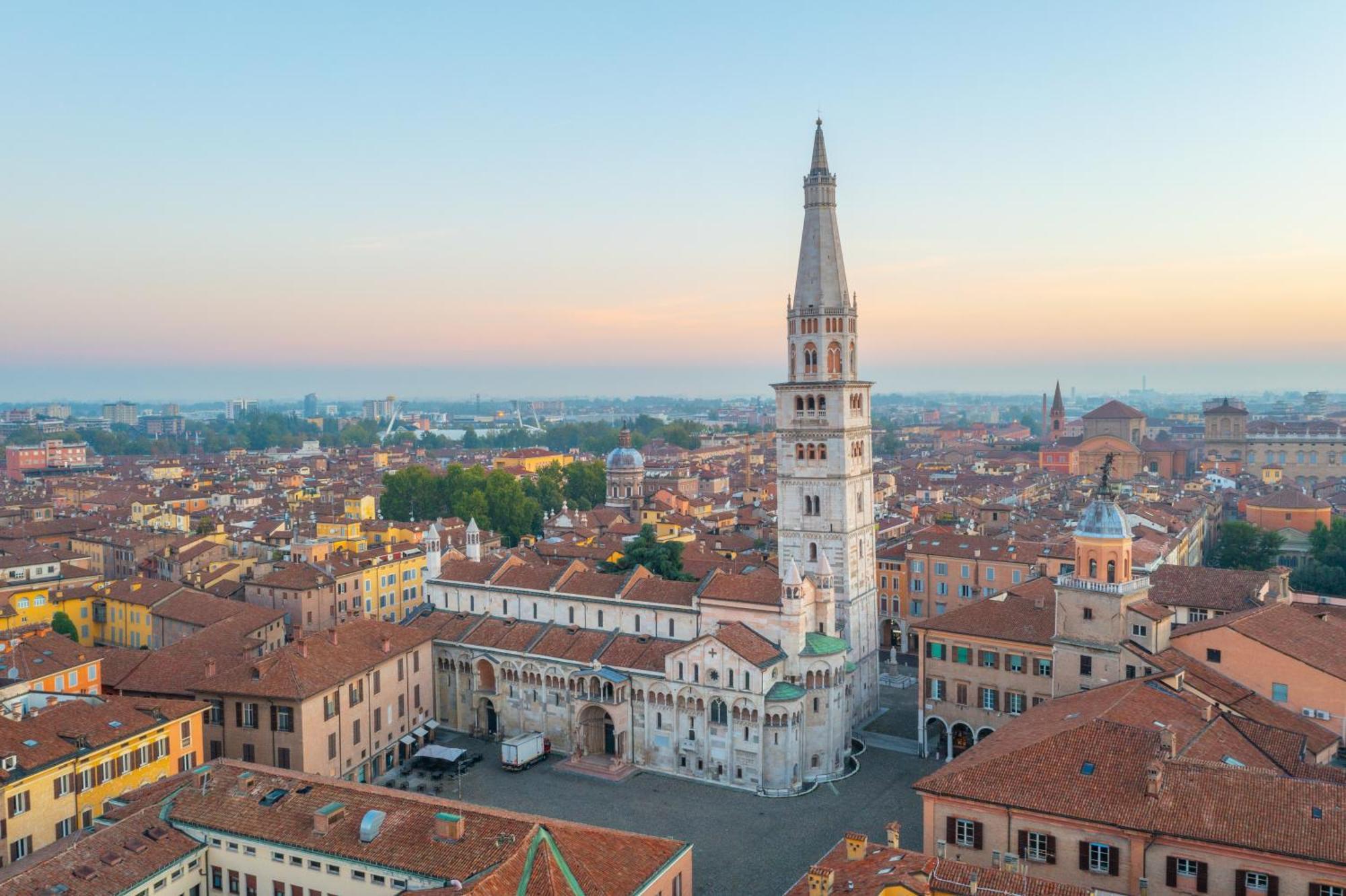 Modena Visit Apartment Ngoại thất bức ảnh